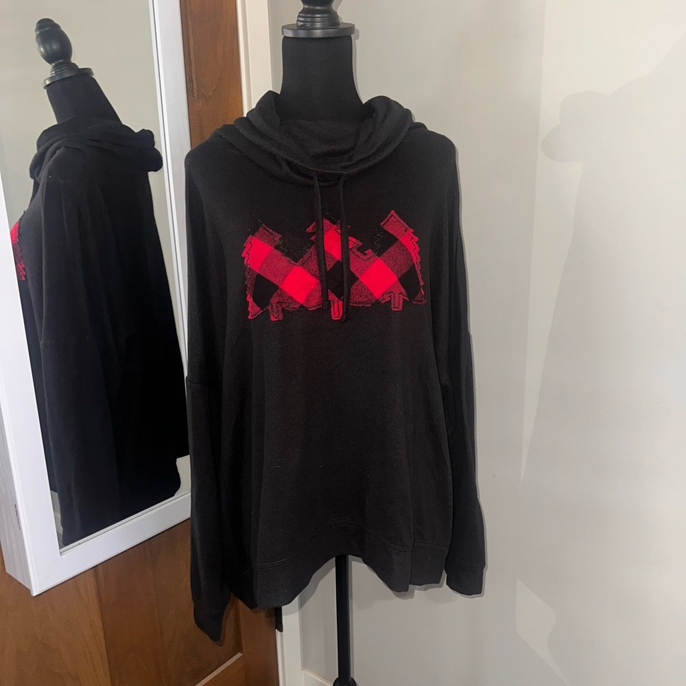 Lakeside Cozy Buffalo Plaid Tree Sweatshirt